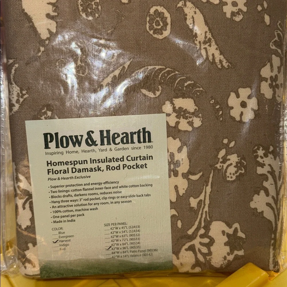 Floral Damask Rod-Pocket Homespun Insulated Curtain Panel